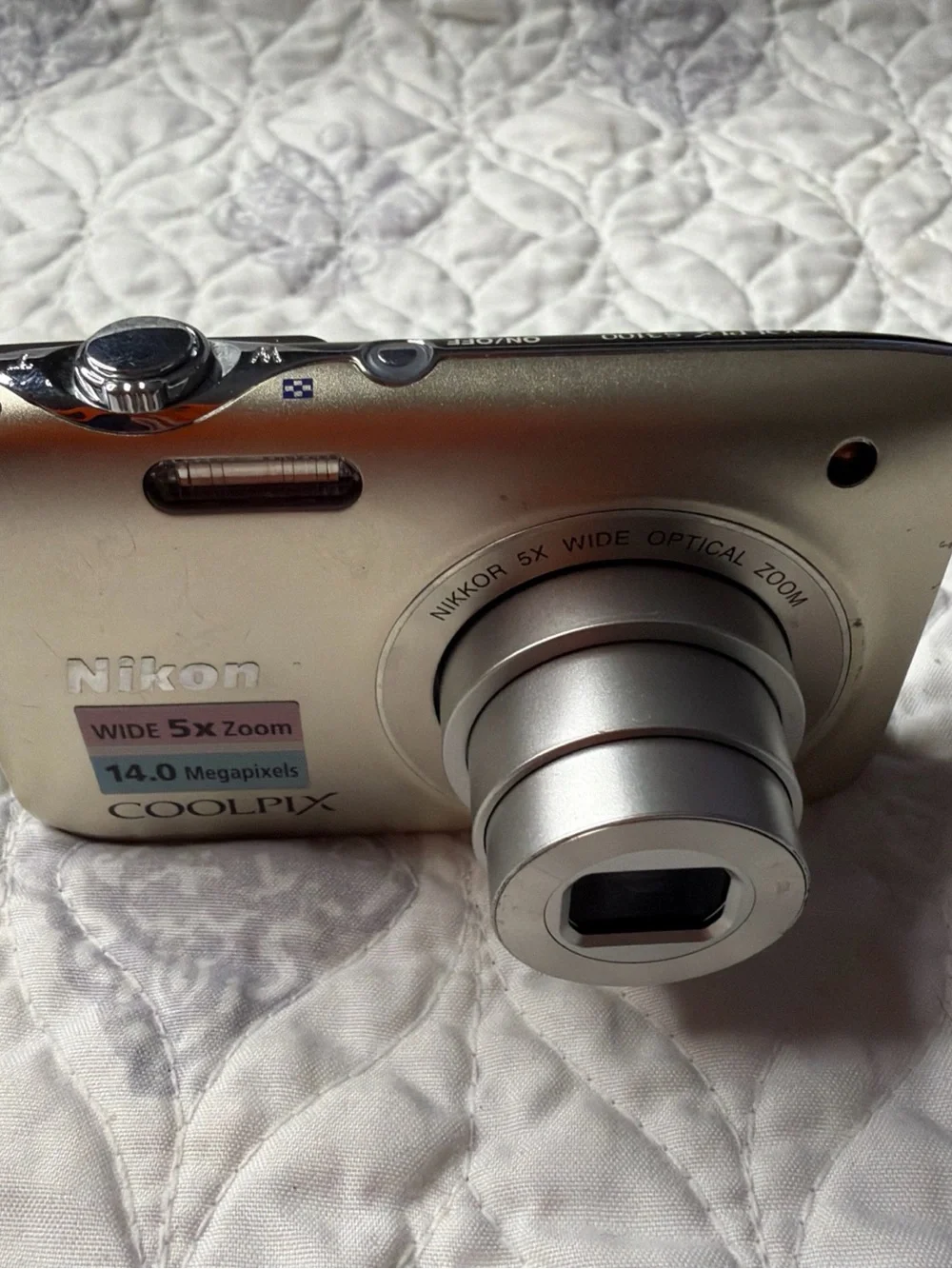 Nikon compact point